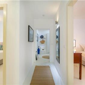 3 Bedroom Villa with Pool, Terrace and Sea Views near Vinisce, Sleeps 7